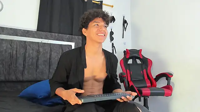 Maximiliano_Khalil webcam