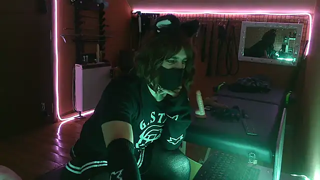 Ginny-the-bdsm-nympho webcam