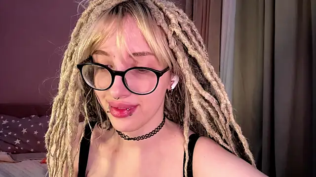 milkmoriee - Milkmoriee's free webcam - UK Sex Cams