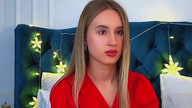 VictoriaHopsons webcam