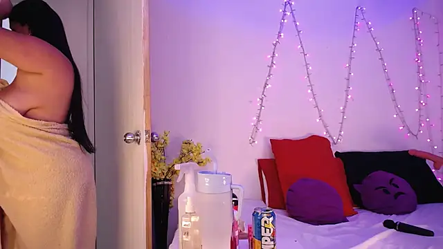 nicol_love0 (F milf) - big squirt on your cock daddy 🌊🌊