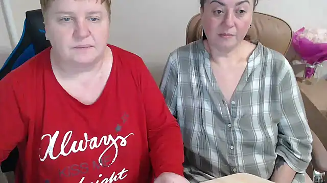 Bertie_Adeline webcam