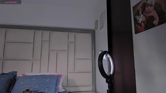 _Saaraah webcam stripchat model stream image