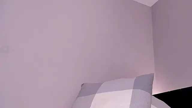 sara__jones_gh webcam