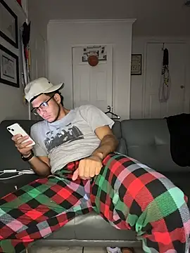 StrokingDaddy4 Live Webcam on Stripchat