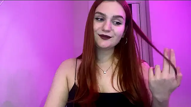 Red_Ava webcam