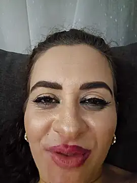 QueensInspireKings webcam