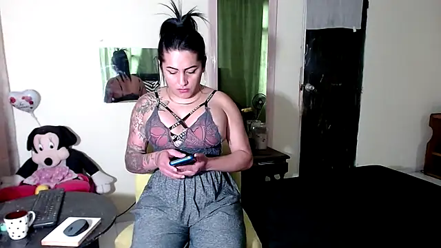 Sashaferrari2000 webcam