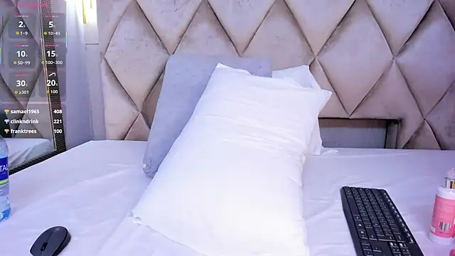 violett_rabbit_ webcam