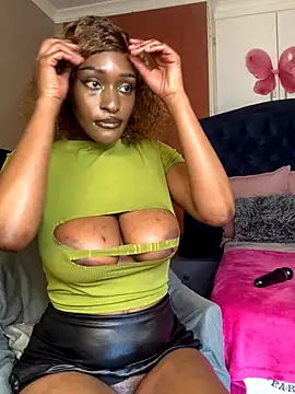 VeryGoodBadGirl1 webcam