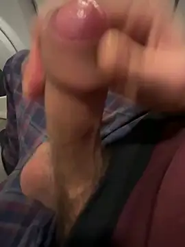 BigYoungDick33 webcam