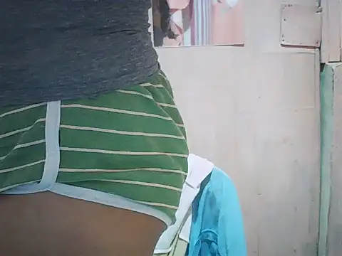 pinkcuteketty23 webcam