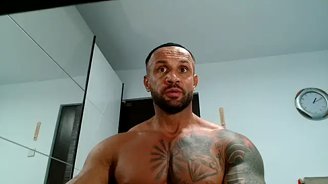 Magnificmuscles89 webcam