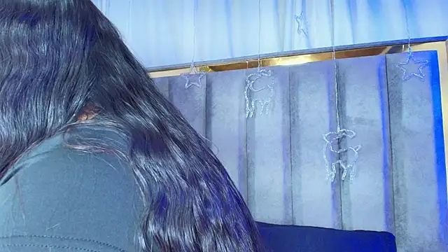 Naia_x webcam stripchat model stream image