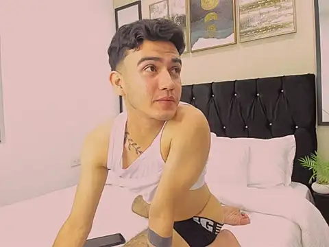 feiccer_thomson1 - Feiccer_Thomson1's free webcam - UK Sex Cams