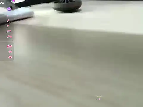 brunette_hot02 webcam