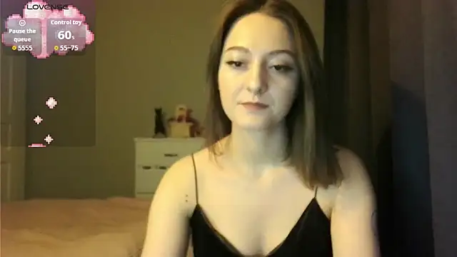 white_liillyy webcam