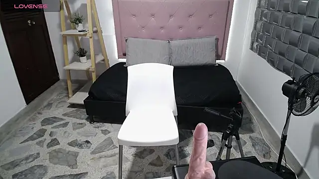 Dulce__Lovee webcam