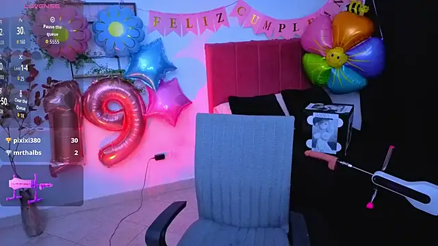 pequitasmedusa9 webcam