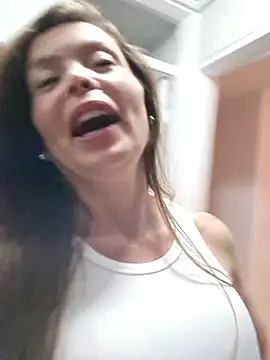 karina_warthon webcam