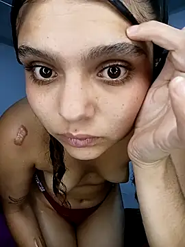 alis_1327 - Alis_1327's free webcam - UK Sex Cams