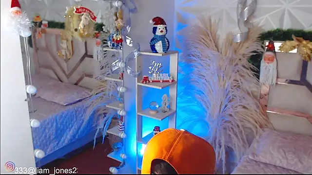 Jonesliam23 webcam