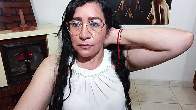 Grace_mature_milf webcam stripchat model stream image