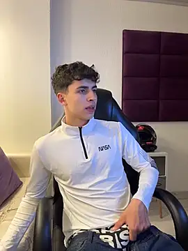 AdrianRinaldi webcam