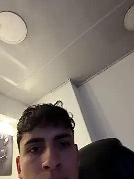 AdrianRinaldi webcam