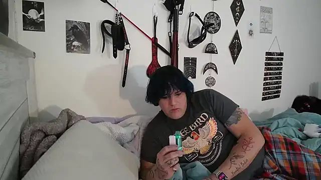 Julietserenity webcam