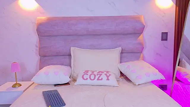 Scarleth_Evans webcam