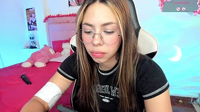 little_jade webcam