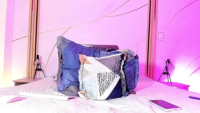 CheryHandsome webcam