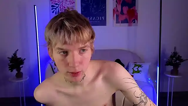 travis_clas (M twink) - oil show