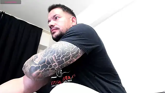musclemonster31 webcam