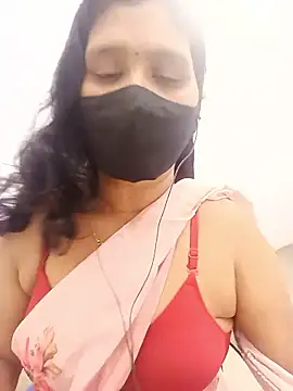 Lucky-Deepthi webcam