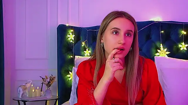 VictoriaHopsons webcam