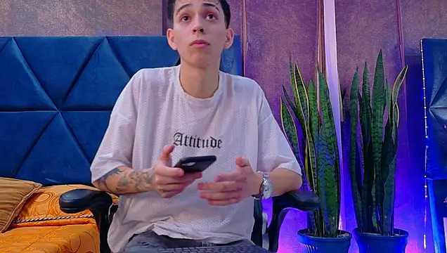 Lion_Foster01 webcam