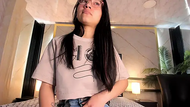 Sophie_Calloway webcam