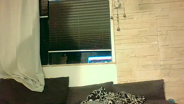 DevilsAngel13 webcam