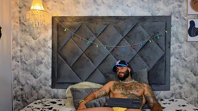 Apolo_rousse1 webcam