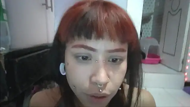 Violetta_Suky webcam