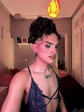 Crystal_________ webcam