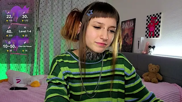 LilithPoison webcam