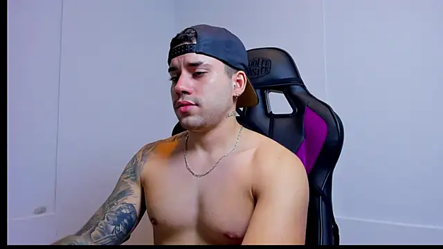 Mike_montoya01 webcam