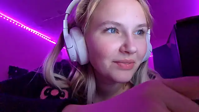 KarinRobertson webcam