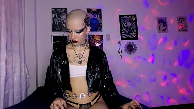 plutonbluemooon333 webcam