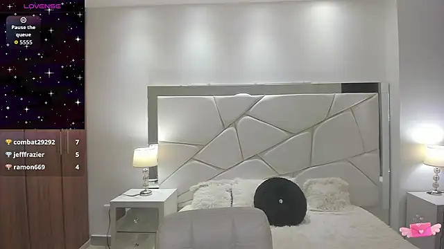 Karliie_kloss_ webcam