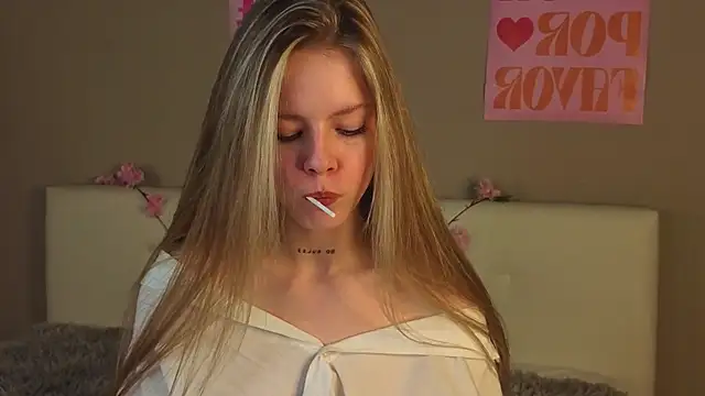 TiffinyMergist webcam