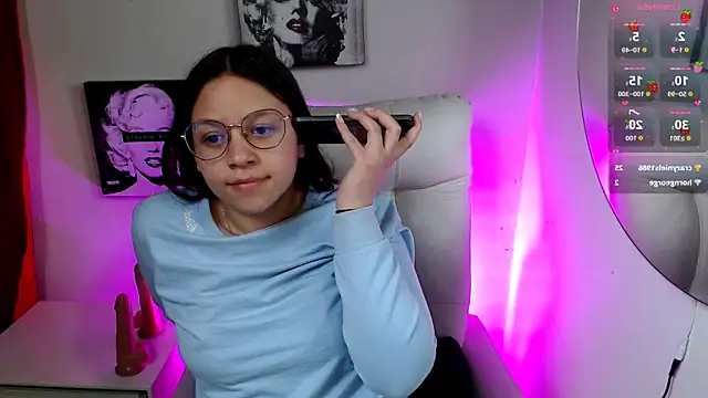 SamanthaRoldaan webcam